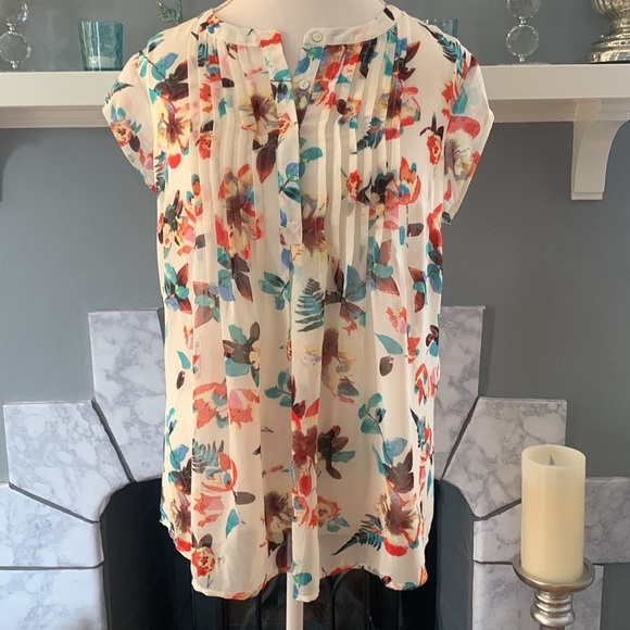 Daniel Rainn Tops - Daniel Rainn Sheer Floral Shirt